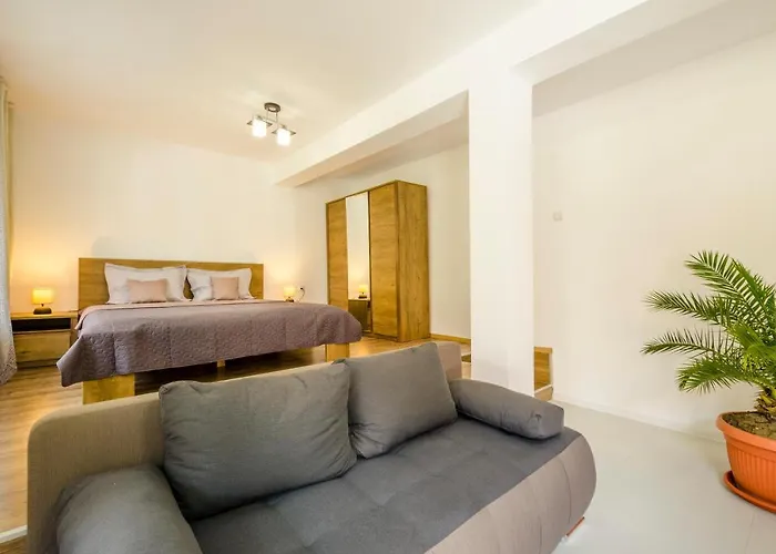 Park Complex Viktoria *