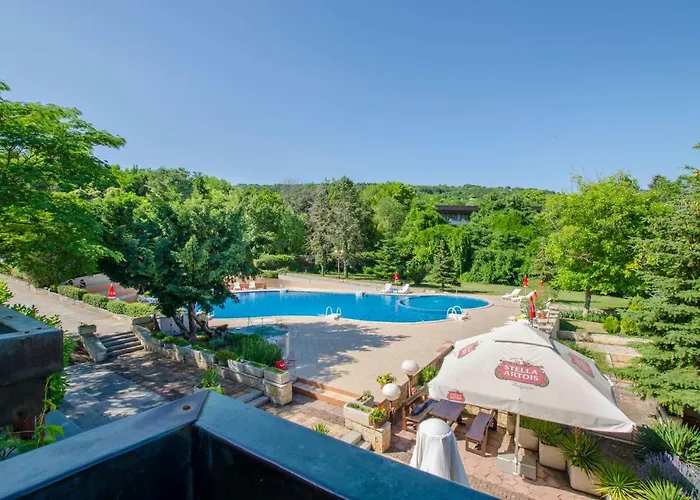 Park Complex Viktoria Hotel *