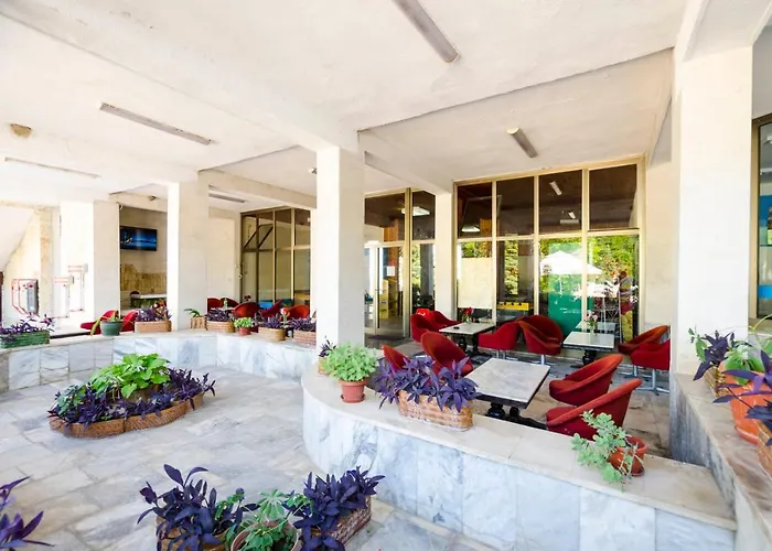 Park Complex Viktoria Hotel *